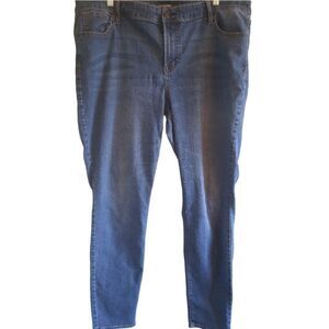 Old Navy Women's Super Skinny Blue Jeans Size 18